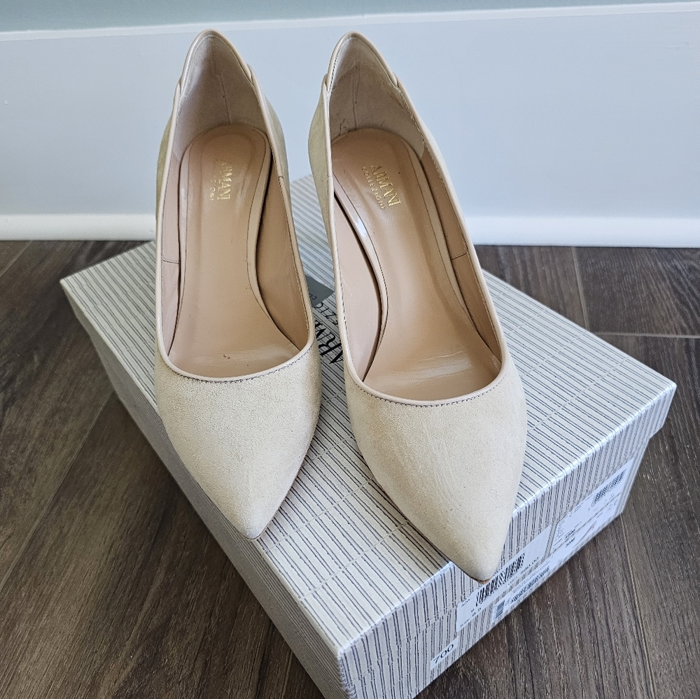 Armani Collezioni Beige Suede Pumps Size 38.5